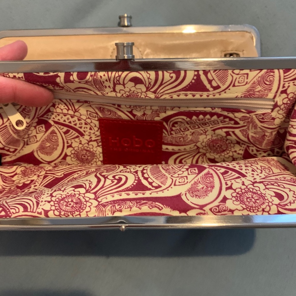 VGUC HOBO wallet